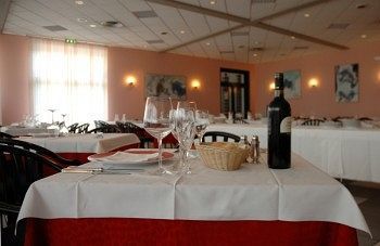 Hotel Cavallino Фаенца Екстер'єр фото